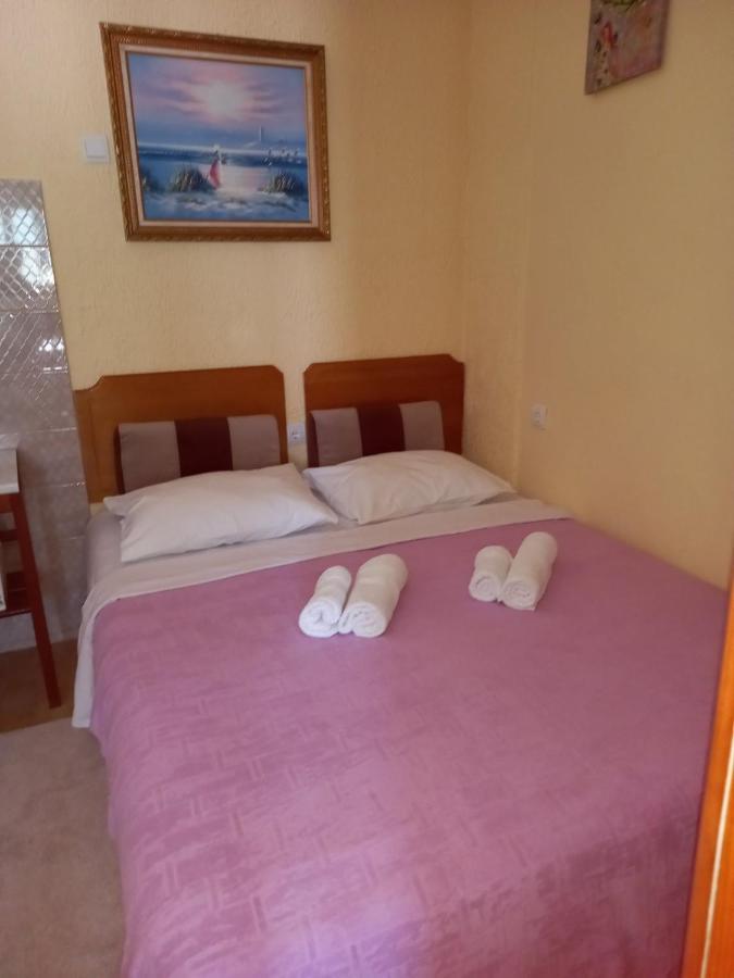 Apartment Deki Studio Котор Екстер'єр фото