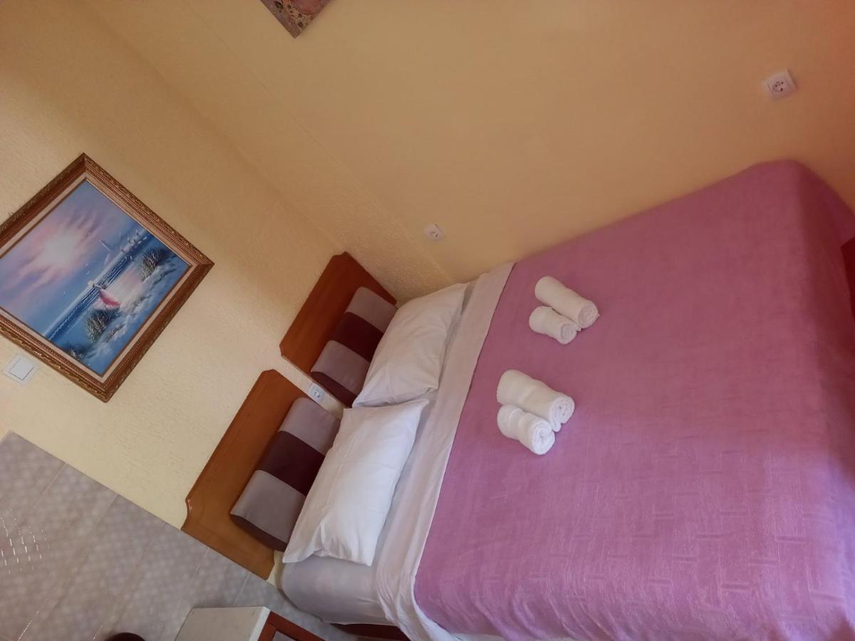 Apartment Deki Studio Котор Екстер'єр фото