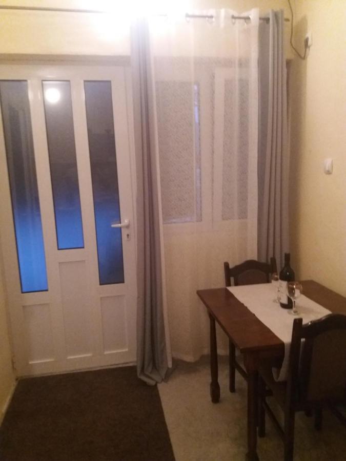 Apartment Deki Studio Котор Екстер'єр фото