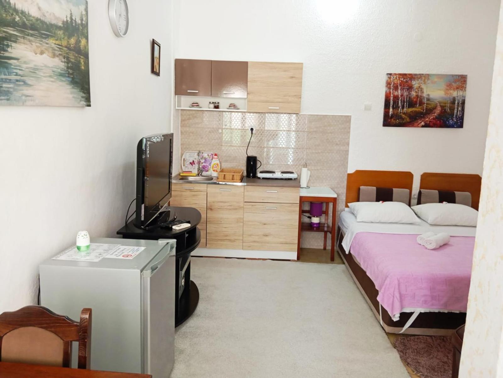 Apartment Deki Studio Котор Екстер'єр фото