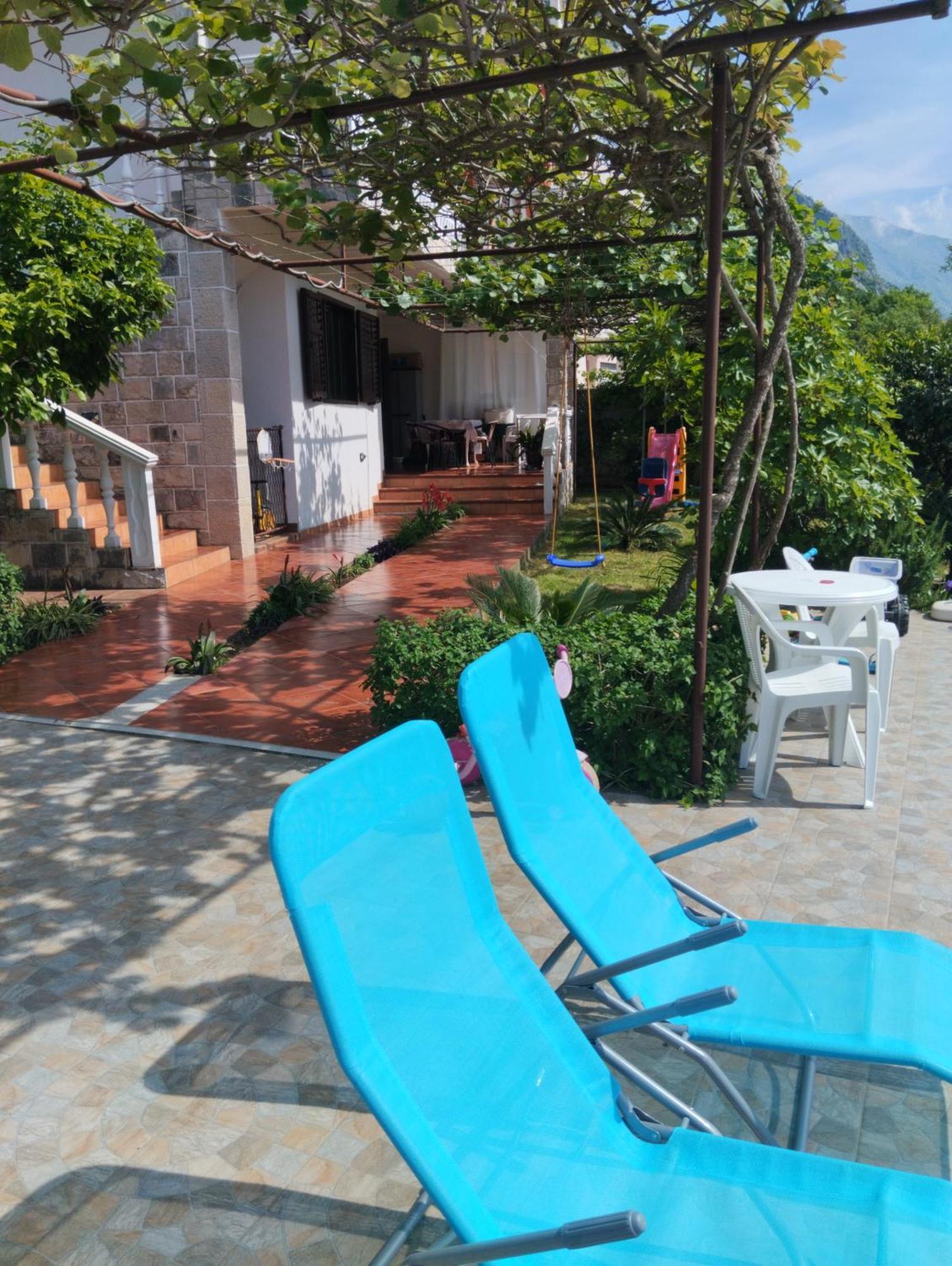 Apartment Deki Studio Котор Екстер'єр фото